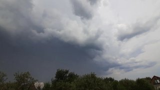 Погода в Саратовской области: жара и сильный ветер в воскресенье