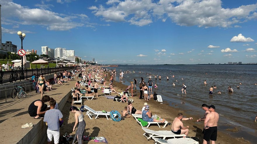Мэр Саратова поручил ежедневно патрулировать необорудованные пляжи