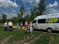 ЛДПР борется с мусорным коллапсом в Гагаринском районе