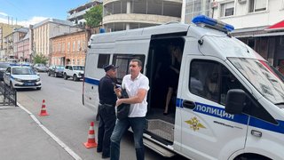 Саратовского депутата Анидалова доставили в суд