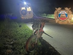 Под Марксом перевернулись две пенсионерки на мотоцикле