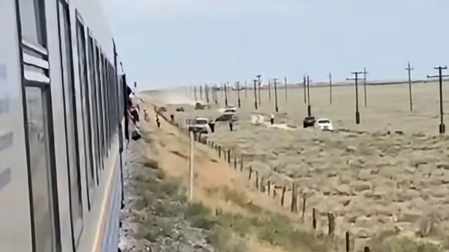 В Казахстане сошел с рельсов вагон саратовского поезда