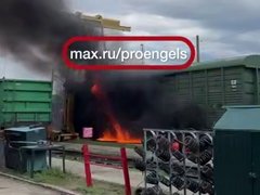 Под Энгельсом загорелся вагон поезда