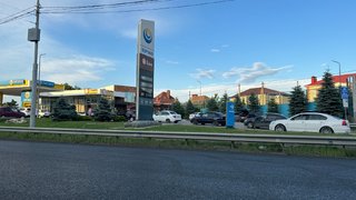 В Саратове образовались очереди на АЗС и дефицит бензина