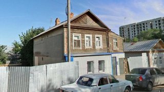 Двухэтажку в центре Саратова отправили под снос