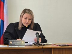 В Саратове судья взяла самоотвод по делу о ДТП с участием вице-губернатора Исаева