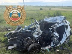 Женщина-водитель и 8-летняя девочка погибли в ДТП с грузовиком под Саратовом