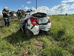 Женщина-водитель и 8-летняя девочка погибли в ДТП с грузовиком под Саратовом