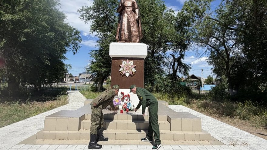 В День памяти и скорби проживающие Энгельсского дома-интерната зажгли свечи памяти