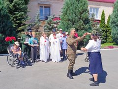 В День памяти и скорби проживающие Энгельсского дома-интерната зажгли свечи памяти