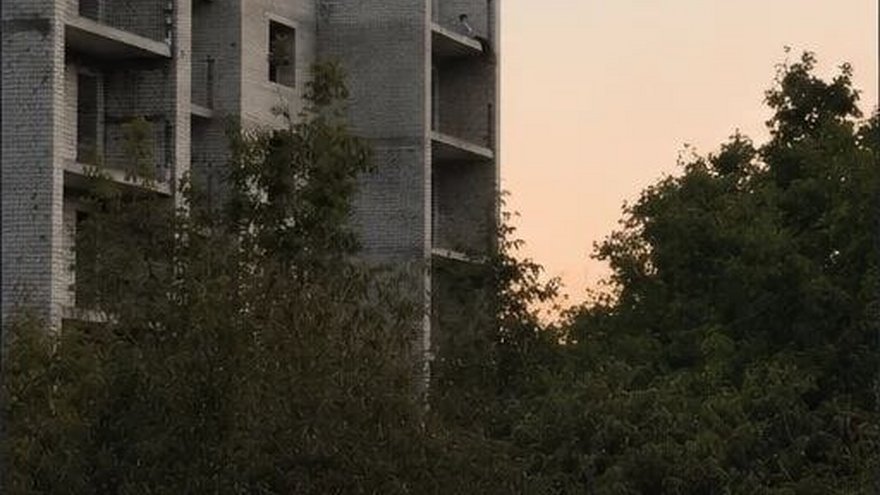 В Саратове школьница покалечилась в заброшке