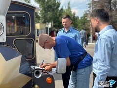 В Саратове в Парке Победы и у цирка нашли незаконные детские паровозики