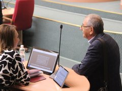 Мэр Саратова отчитался о награждении тысячи ветеранов