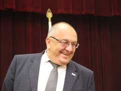 Мэр Саратова отчитался о награждении тысячи ветеранов