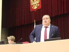 Мэр Саратова отчитался о награждении тысячи ветеранов