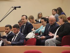 Мэр Саратова отчитался о награждении тысячи ветеранов