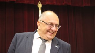 Мэр Саратова отчитался о награждении тысячи ветеранов