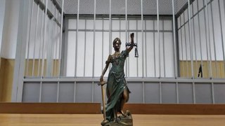 В Саратовской области мужчину осудили за угрозу убить жену табуретом