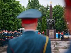 В Саратове открыли мемориал в честь погибших в боях нацгвардейцев