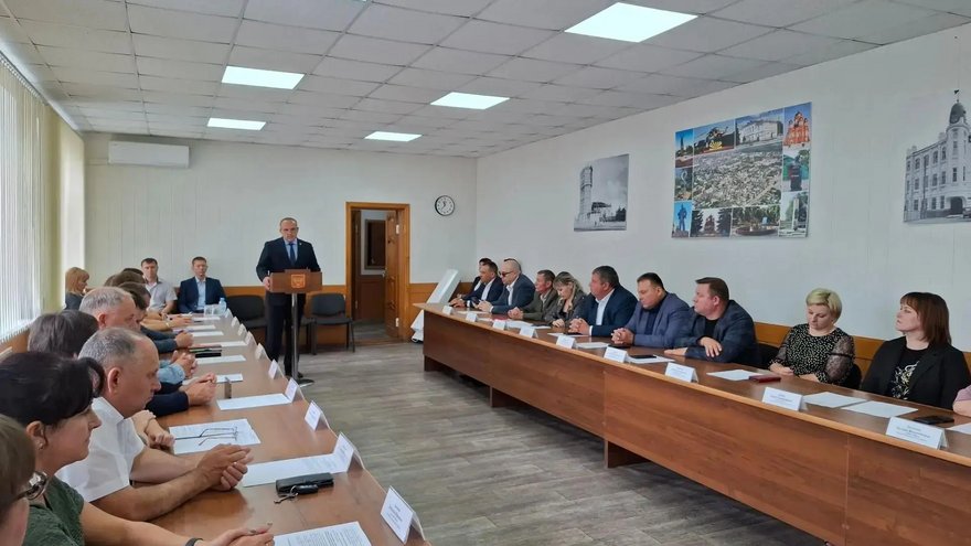 Алексей Янин переизбран главой Пугачевского района