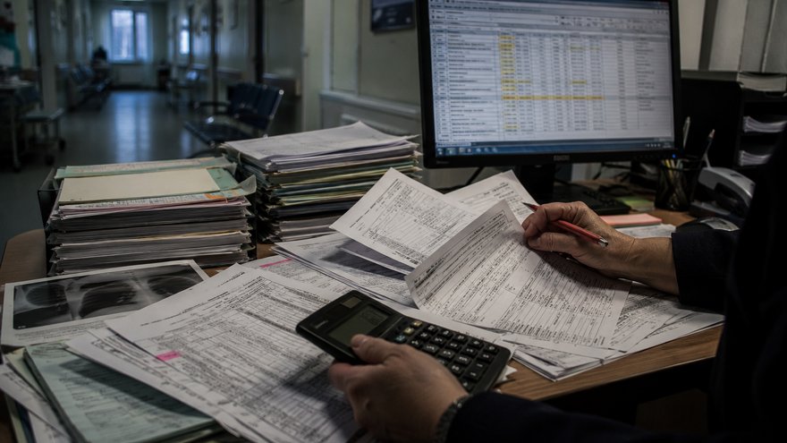 В саратовском здравоохранении нашли более 5 тысяч нарушений на 24 миллиона