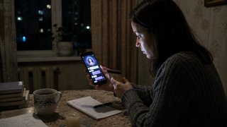 Жительница Маркса осталась без любви и 440 тысяч рублей после обращения к интернет-гадалке