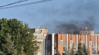 В центре Саратова заметили клубы дыма от пожарища