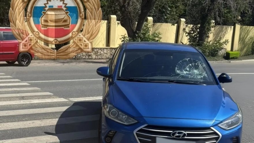 В аварии у гостиницы Эльдорадо пострадал 28-летний мужчина на мопеде