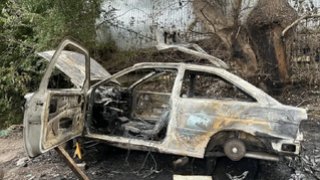 В Саратове пенсионер сжег иномарку и получил ожоги рук