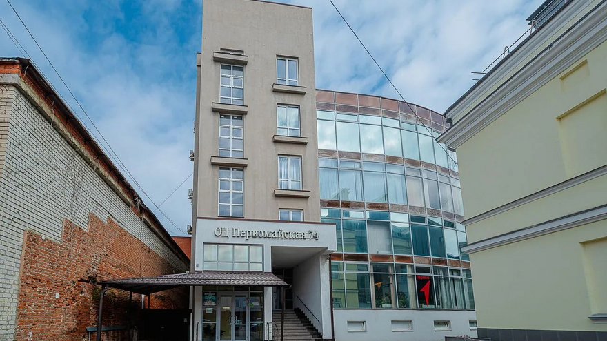 Офисный центр у мэрии Саратова продают за 200 млн рублей