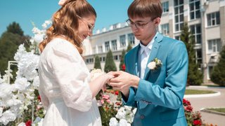 Студенты СГТУ зарегистрировали брак в День семьи, любви и верности 