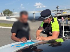 Водители рикш на набережной Саратова ездят без прав