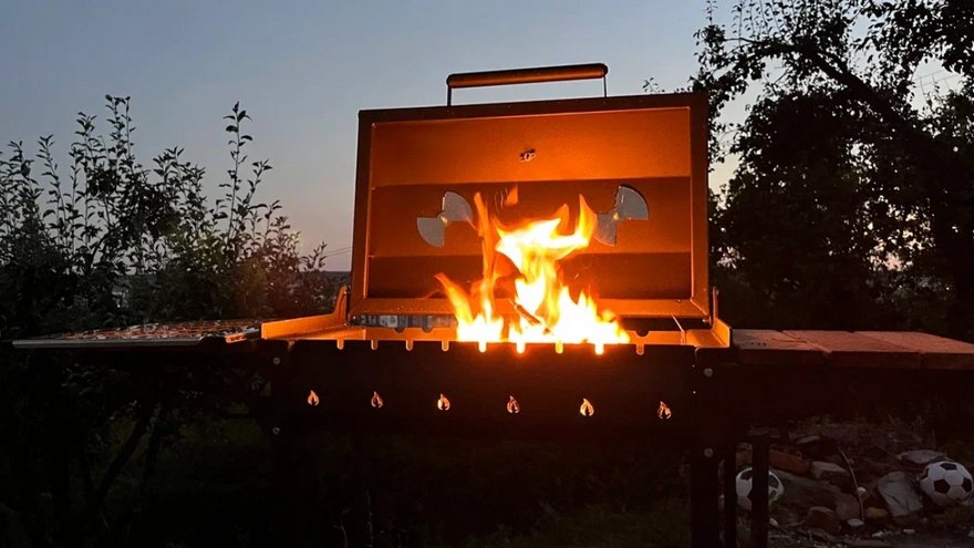 Молодой саратовец попал в реанимацию после попытки разжечь мангал