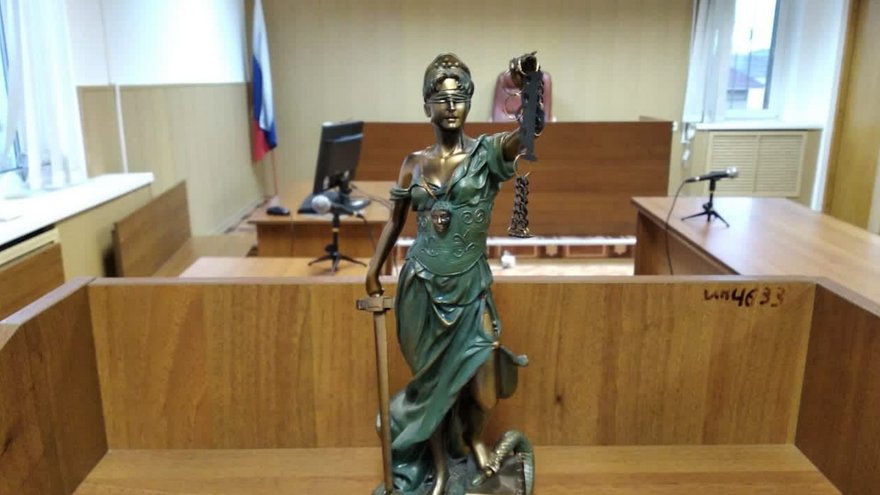 Суд обязал питерский вуз восстановить незаконно отчисленную студентку из Саратова