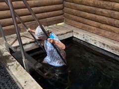 Паломники из Энгельсского дома-интерната съездили к Святому источнику великомученицы Параскевы
