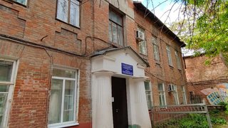 Два старинных дома-близнеца в центре Саратова признали памятниками
