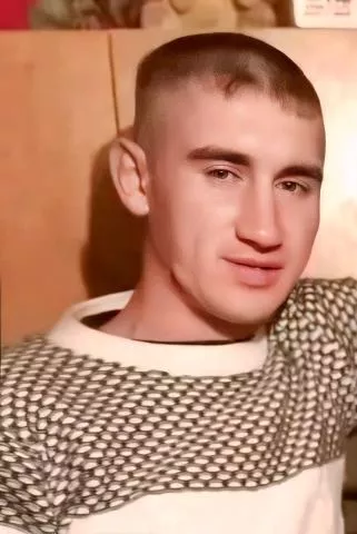 В Саратове пропал молодой мужчина в тапочках