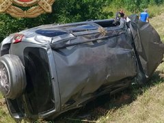 Три человека погибли в перевернувшихся легковушках