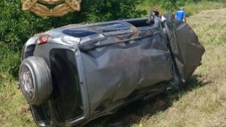 Три человека погибли в перевернувшихся легковушках