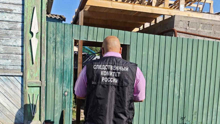 В Энгельсе рабочий погиб после падения со второго этажа