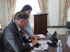 В Саратове нашли деньги на пассажирские перевозки и мусоровозы
