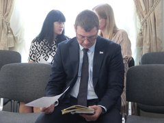 В Саратове нашли деньги на пассажирские перевозки и мусоровозы