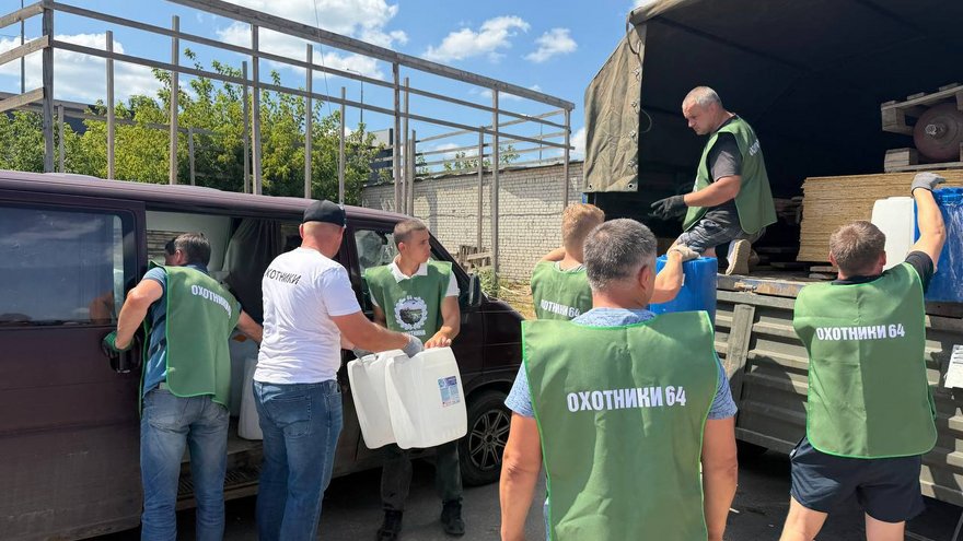 Саратовские следователи отправили гуманитарную помощь бойцам СВО