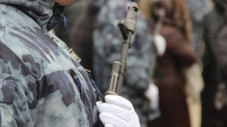 Мигрантов будут выдворять из России за неповиновение военным на границе