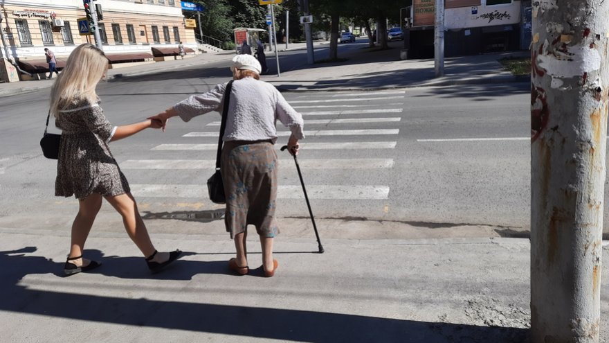 В Саратовской области насчитали почти 10 тысяч долгожителей
