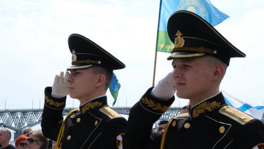В Саратове отметили 330-летие создания Военно-морского флота России
