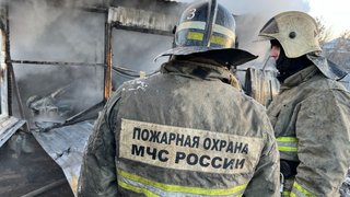 В Саратове обгорел разжигавший мангал мужчина