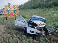 Под Саратовом столкнулись легковушки: есть погибший и раненые