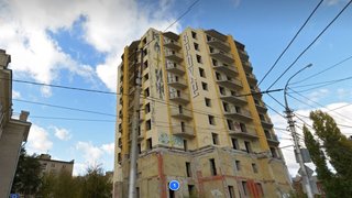 В Саратове хотят поменять назначение земли под многострадальным долгостроем
