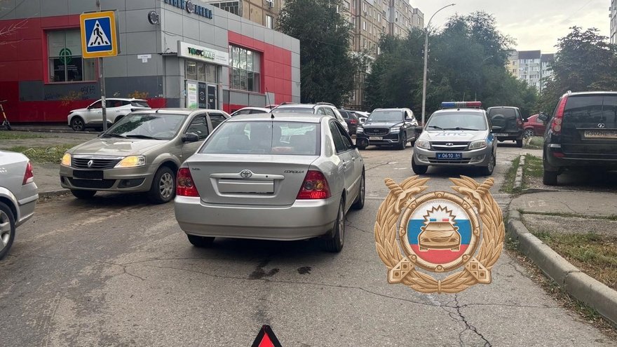 В Саратове 10-летняя девочка пострадала в столкновении легковушки с грузовиком